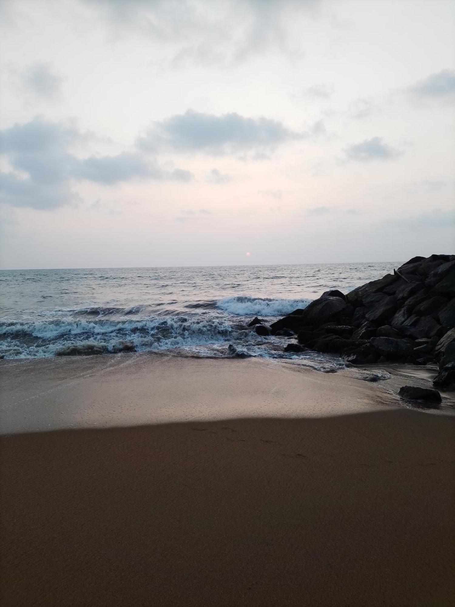 Our Little Secret Hotel Kalutara Exterior foto